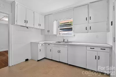 3353 Eastwood Drive, Charlotte, NC 28205 - Photo 2