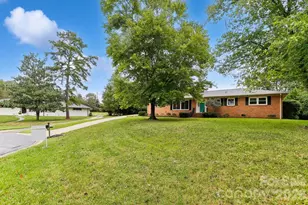 122 Chanticleer Ct, Charlotte, NC 28214 - Photo 34