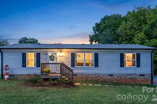 137 Calhoun Rd, Stony Point, NC 28678 - Photo 1
