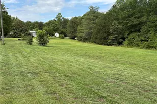 923 Green Creek Dr, Columbus, NC 28722 - Photo 6