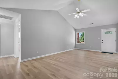 1420 Farmington Hills Drive, Conover, NC 28613 - Photo 4