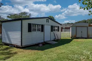 2008 Walt Arney Rd, Lenoir, NC 28645 - Photo 26