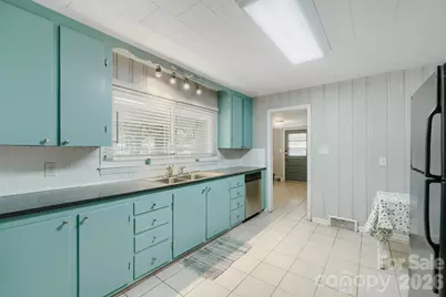 301 Jean Avenue, Kannapolis, NC 28083 - Photo 10