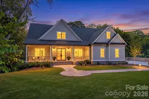 3319 Gresham Pl, Charlotte, NC 28211 - Photo 1