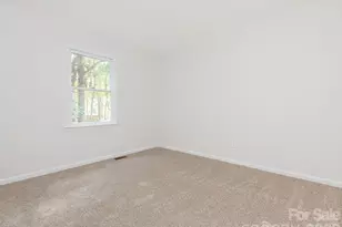 2612 Heathershire Ln, Matthews, NC 28105 - Photo 34