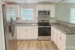 204 Conifer Dr, Statesville, NC 28625 - Photo 16