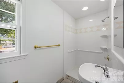 4700 Woodway Place, Charlotte, NC 28208 - Photo 16