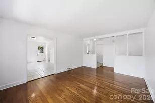 4700 Woodway Pl, Charlotte, NC 28208 - Photo 12
