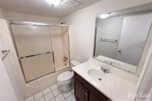 2020 Stoney Point Ln, Charlotte, NC 28210 - Photo 16