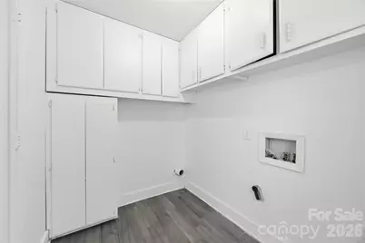 6500 Woodfield Drive, Charlotte, NC 28215 - Photo 12