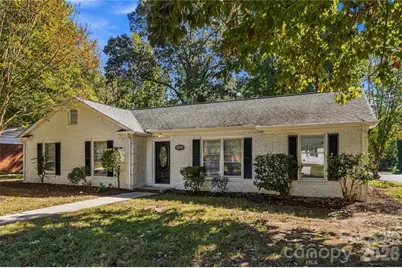 6500 Woodfield Drive, Charlotte, NC 28215 - Photo 4