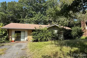 6737 Cardigan Ave, Charlotte, NC 28215 - Photo 1