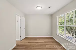 8011 Rolling Meadows Ln, Huntersville, NC 28078 - Photo 2