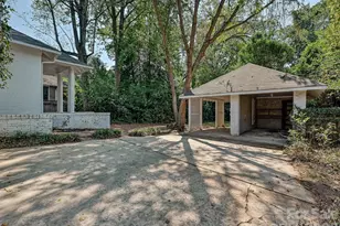 501 Hermitage Ct, Charlotte, NC 28207 - Photo 30