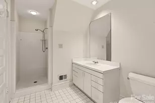 501 Hermitage Ct, Charlotte, NC 28207 - Photo 22