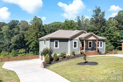 139 Ridge Road, Candler, NC 28715 - Photo 2
