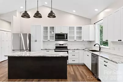 139 Ridge Road, Candler, NC 28715 - Photo 8