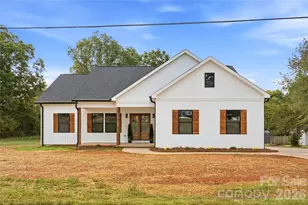 3733 US 70 Hwy, Claremont, NC 28610 - Photo 1