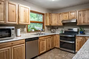 101 Guffey Mountain Rd, Fairview, NC 28730 - Photo 12