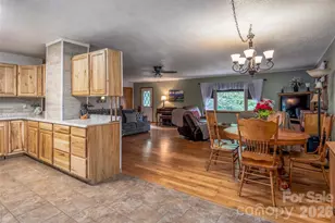 101 Guffey Mountain Rd, Fairview, NC 28730 - Photo 14