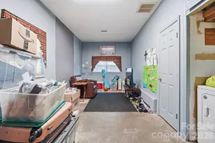 6833 Shiloh Ridge Ln, Charlotte, NC 28212 - Photo 16