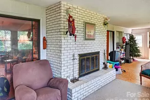 484 Briar Patch Ln, Saluda, NC 28773 - Photo 18