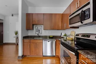 300 Magnolia Ave, Charlotte, NC 28203 - Photo 8