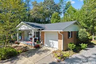 51 Parkview Dr, Brevard, NC 28712 - Photo 1