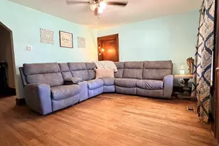 321 21st St SW, Hickory, NC 28602 - Photo 4