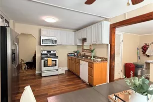 321 21st St SW, Hickory, NC 28602 - Photo 16