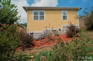 3 Byrdcliffe Ln, Asheville, NC 28805 - Photo 14