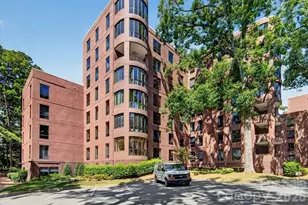 906 Cherokee Rd, Charlotte, NC 28207 - Photo 1