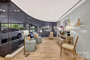 906 Cherokee Rd, Charlotte, NC 28207 - Photo 2