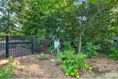 906 Cherokee Road, Charlotte, NC 28207 - Photo 32