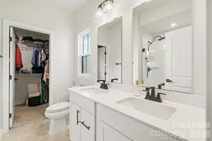 300 Twinflower Ln, Charlotte, NC 28205 - Photo 20