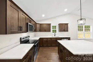 200 Knollwood Cir, Albemarle, NC 28001 - Photo 16
