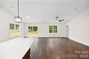 200 Knollwood Cir, Albemarle, NC 28001 - Photo 10