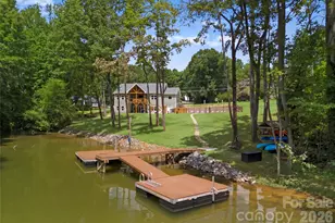 143 Hideaway Ln, Mooresville, NC 28117 - Photo 2