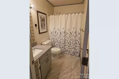 1190 Landsdowne Drive, Conover, NC 28613 - Photo 14
