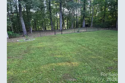 1190 Landsdowne Drive, Conover, NC 28613 - Photo 4
