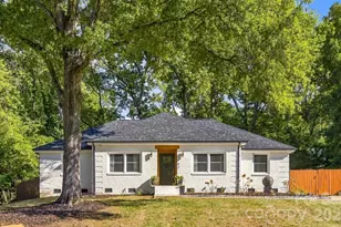 1142 Fox Run Dr, Charlotte, NC 28212 - Photo 1