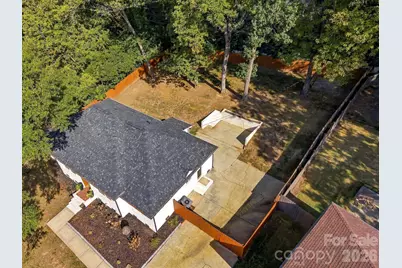 1142 Fox Run Drive, Charlotte, NC 28212 - Photo 32