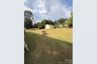 204 W Nims Avenue, Mount Holly, NC 28120 - Photo 12
