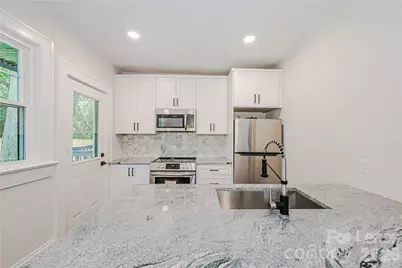 616 Oakland Avenue #A, Charlotte, NC 28204 - Photo 6