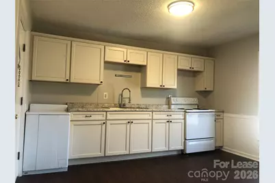 223 E Glendale Avenue #E, Mount Holly, NC 28120 - Photo 2