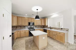 14569 Greenpoint Ln, Huntersville, NC 28078 - Photo 12
