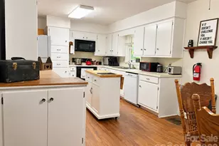 1270 Amherst Rd, Morganton, NC 28655 - Photo 8