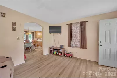 5301 Dellinger Circle, Cherryville, NC 28021 - Photo 6