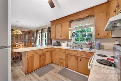 5301 Dellinger Circle, Cherryville, NC 28021 - Photo 4