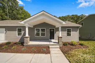 5110 Hanging Rock Ct, Hickory, NC 28601 - Photo 2